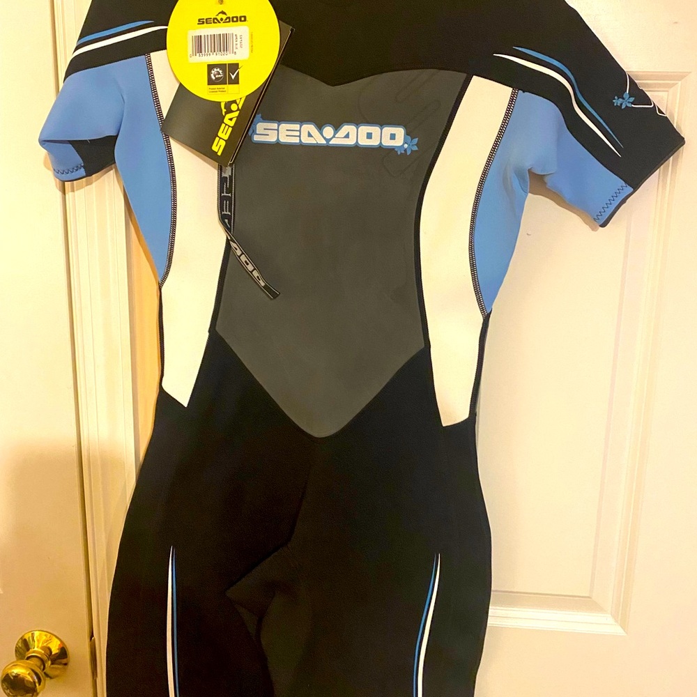 Women’s Sea Doo Wetsuit. NWT.